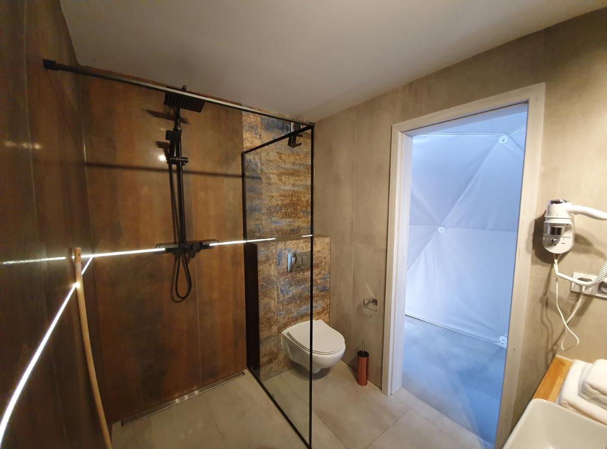 Podniebny Glamping Borsk Exterior foto